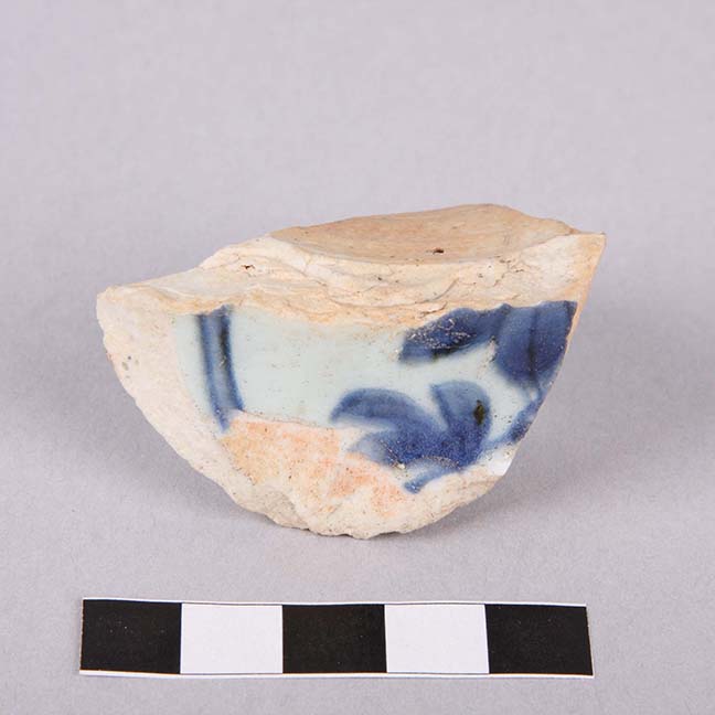 Figure 1. Majolica sherd, imported to San Marcos from Mexico (MMA 2005.114)