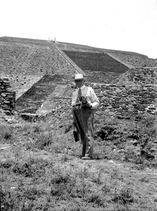 Archaeologist and first chair of the UNM Anthropology Department