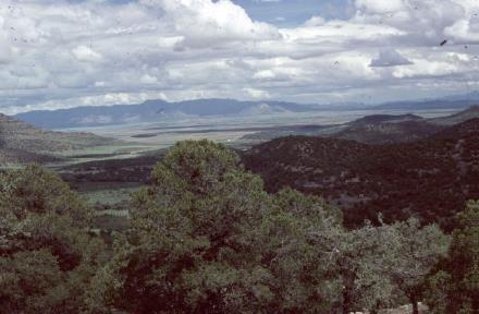 View east across the Santa María Valley